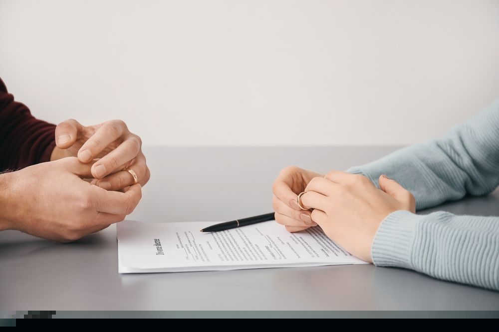 Blijft een schadevergoeding privé bij echtscheiding